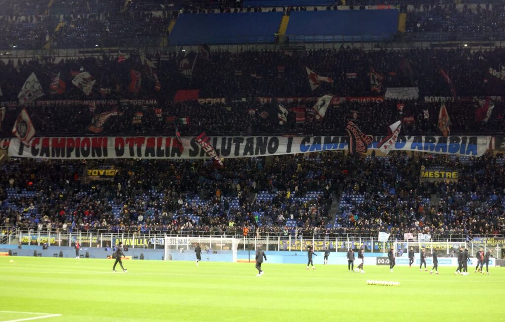 San Siro Regala Spettacolo Le Coreografie Mozzafiato Di Inter Milan Foto