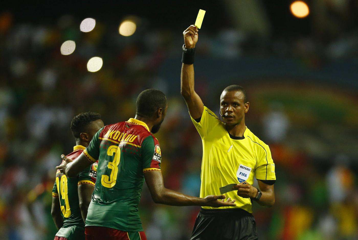 Coppa d'Africa, tutto facile per il Camerun: 2-0 contro la Guinea