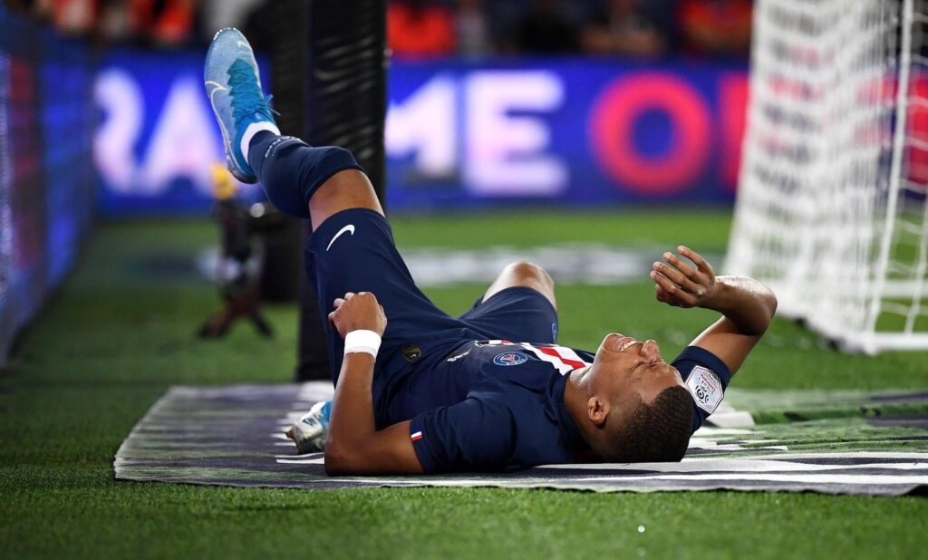 infortunio mbappé