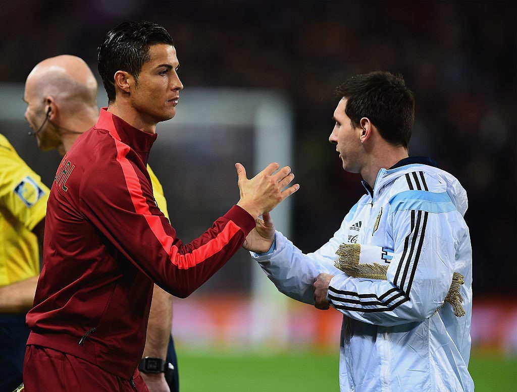 Messi e Ronaldo insieme: la foto che fa il giro del mondo