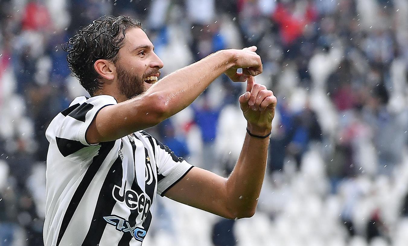 Locatelli, il fratello svela la foto da bambino con la maglia della Juve!