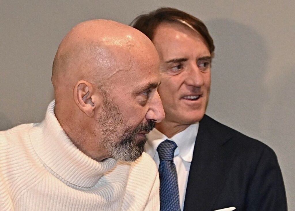 Gianluca Vialli lascia la nazionale a causa della malattia: Mi