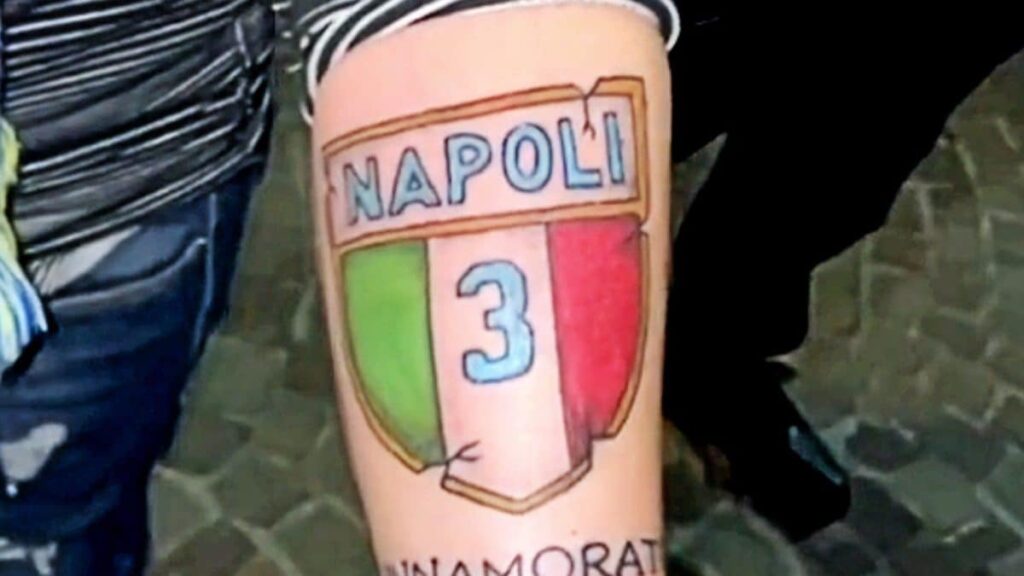 Il Napoli Verso La Storia, Un Tifoso Si è Già Tatuato Il Terzo Scudetto