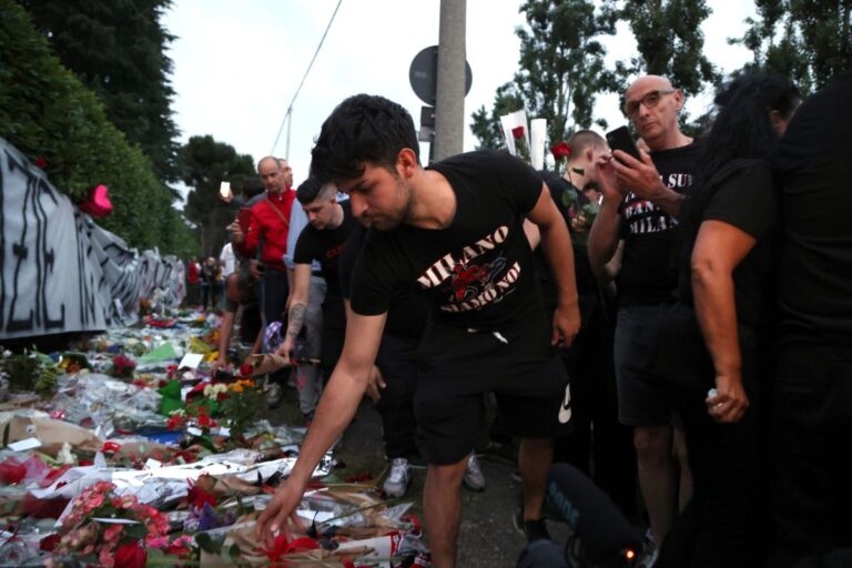 Curva Milan Berlusconi