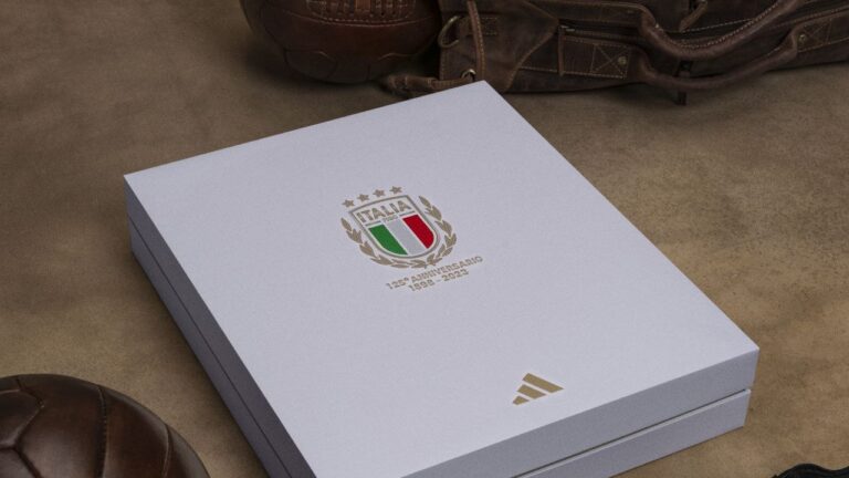 Maglia bianca Italia omaggio 125° Anniversario FIGC