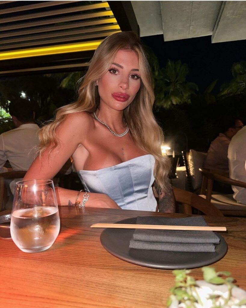 Chiara Nasti sexy in vacanza: ma scompare un dettaglio legato a Zaccagni |  FOTO