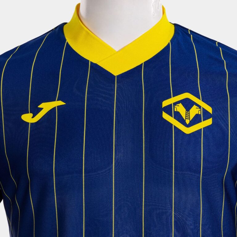 Nuova Maglia Verona 2024-2025