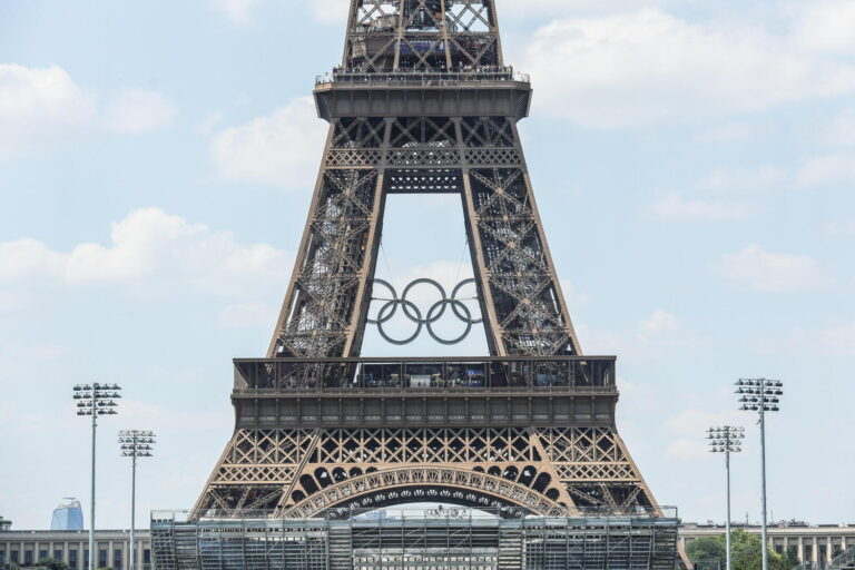 Tour Eiffel Olimpiadi Parigi 2024