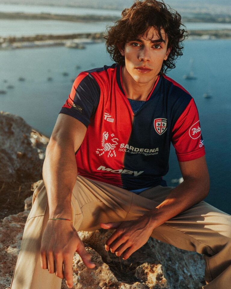 nuova maglia Cagliari