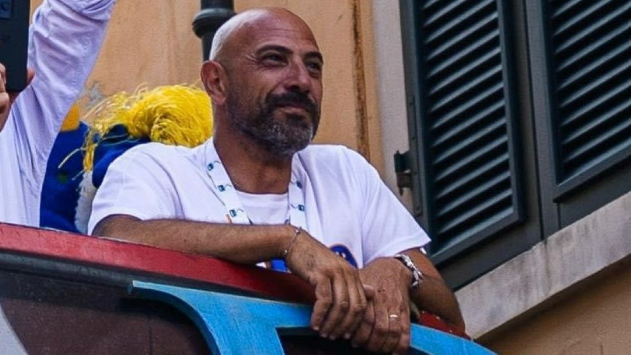 Carrarese, mister Calabro riceverà la cittadinanza onoraria: la decisione dopo una grande impresa